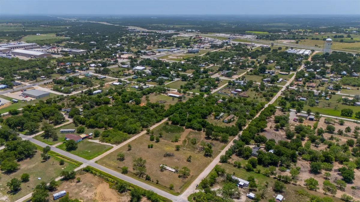 407 W 14th Street, Cisco, TX 76437 - #1