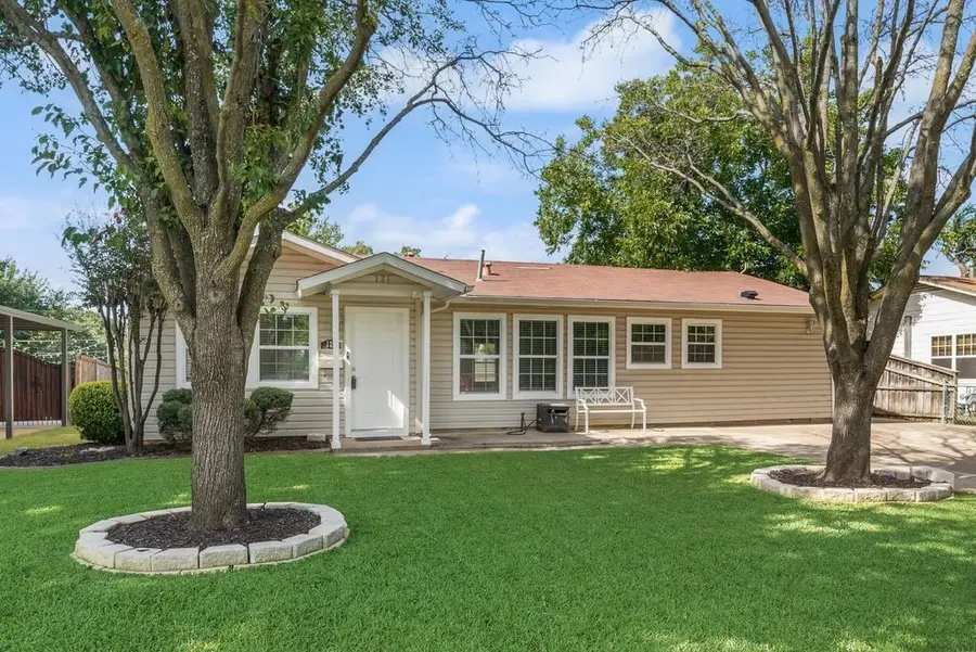 121 Dallas Drive, Euless, TX 76039 - #2