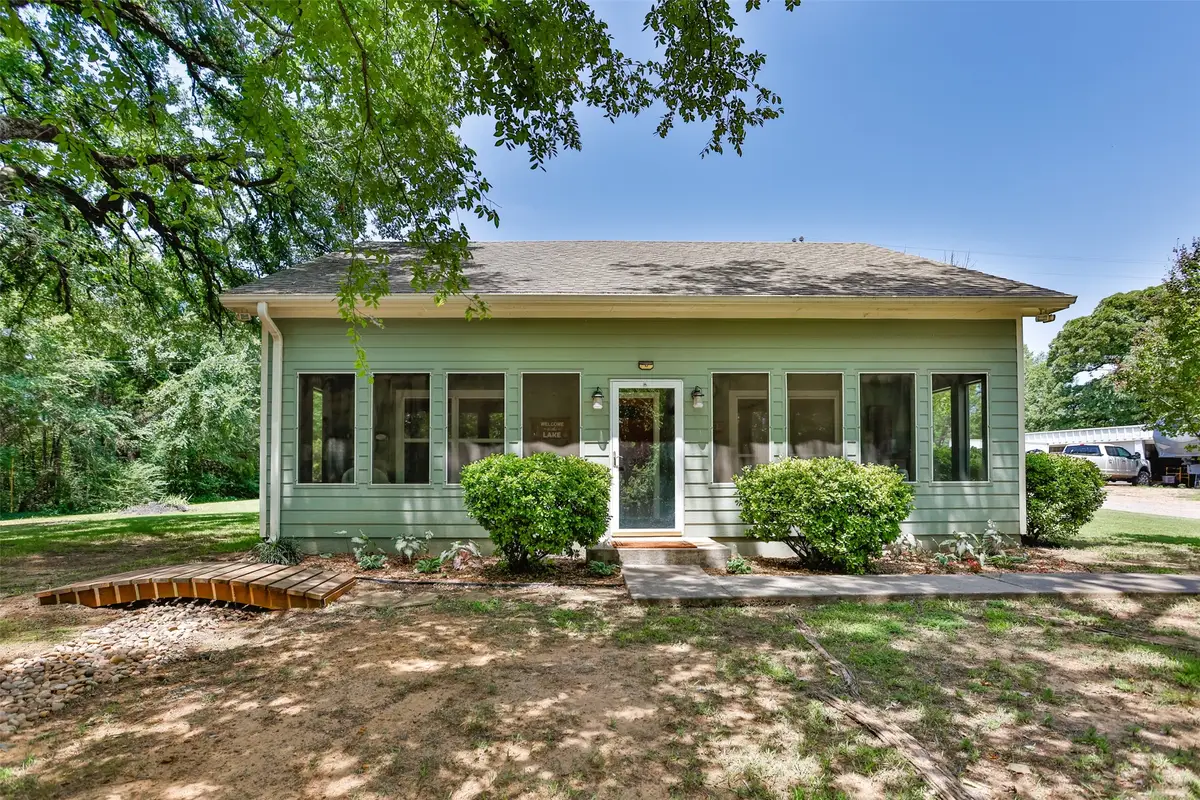 16 Park Tree Lane, Gordonville, TX 76245 - #1