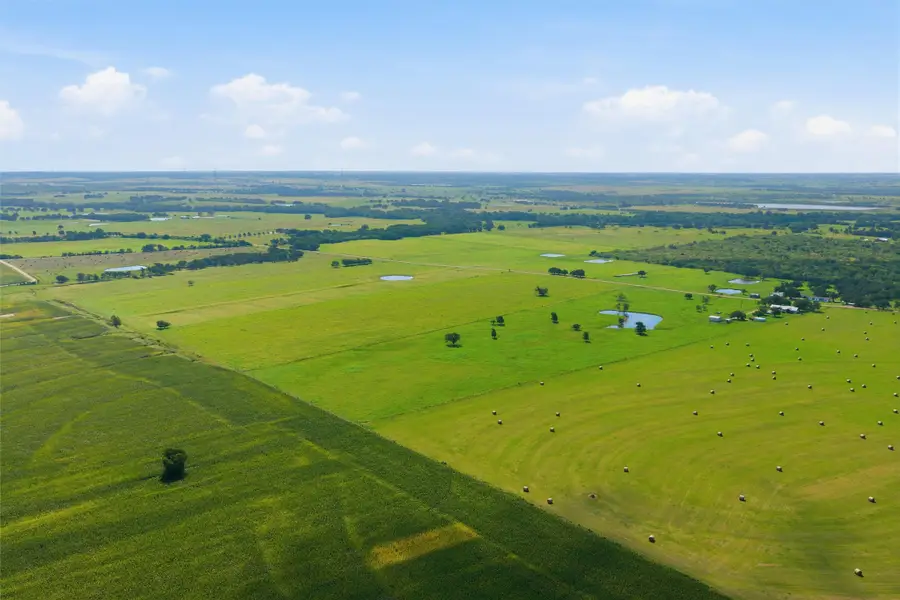 825 Dulak Lane, Axtell, TX 76624 - #2