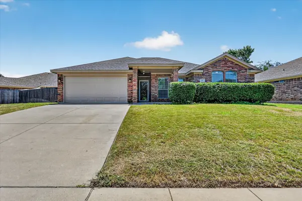 431 Nutmeg, Burleson, TX 76028