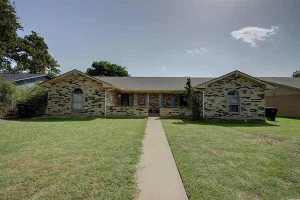 1914 Starling Court, Cleburne, TX 76033