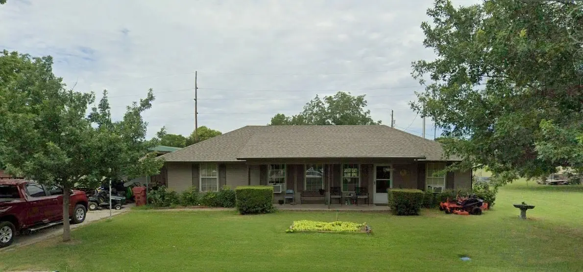 500 E Houston Street, Leonard, TX 75452 - #1