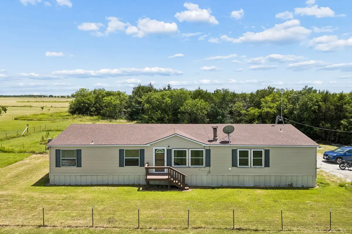 3310 Old Sherman Road, Whitesboro, TX 76273 - #1
