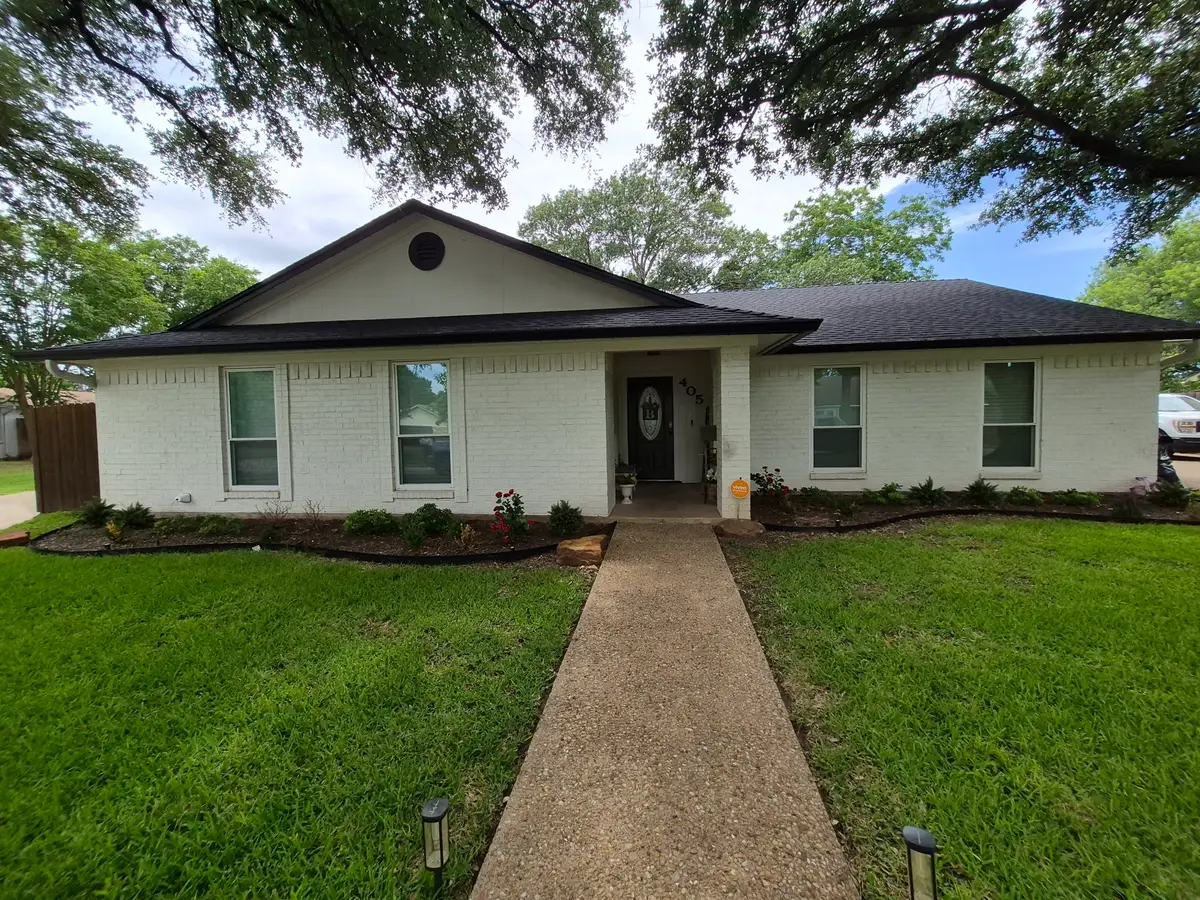 405 W Lindenwood Lane, Hewitt, TX 76643 - #1