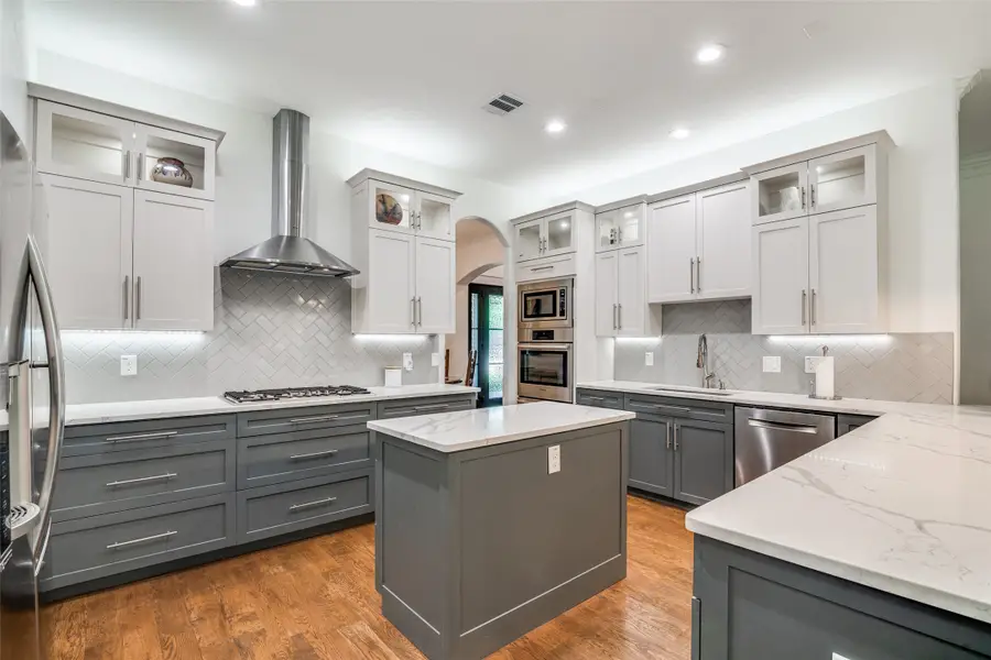 716 Ashley Place, Murphy, TX 75094 - #2