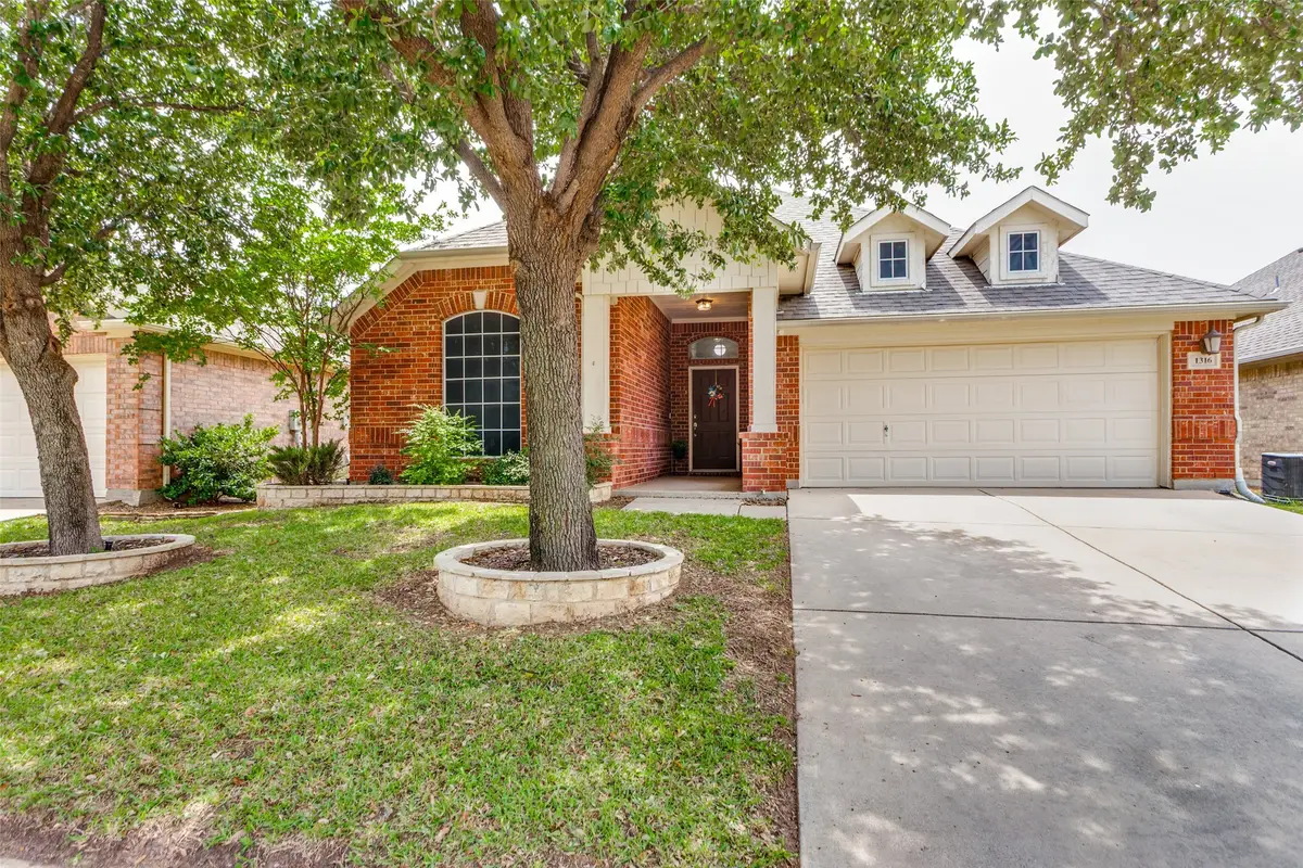 1316 Mountain Air Trail, Fort Worth, TX 76131 - #1