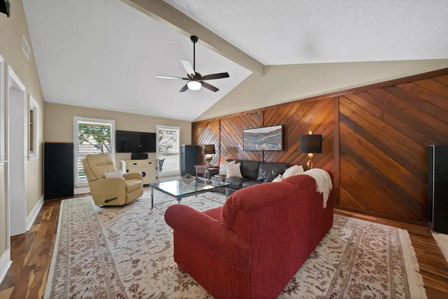 600 Mountain Laurel Lane, Bedford, TX 76021 - #2