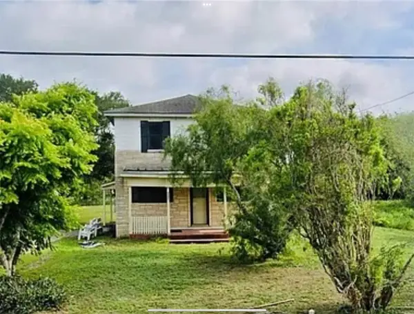 5482 Cr-40, Banquete, TX 78339
