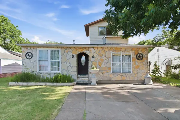 8814 Clifford Street, White Settlement, TX 76108
