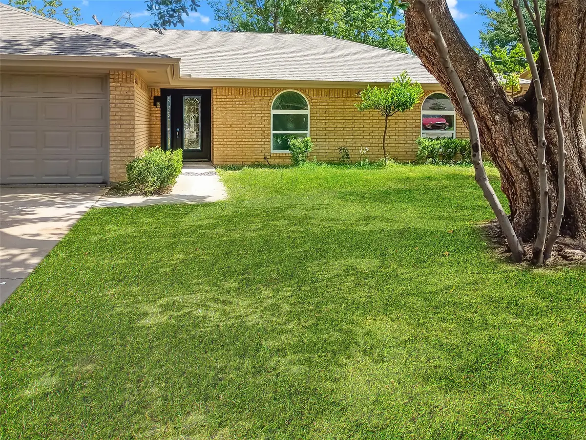 6451 Franwood Terrace, Fort Worth, TX 76112 - #1
