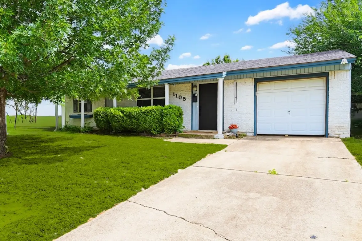1105 Glenn Drive, Euless, TX 76039 - #1
