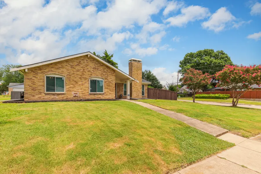 3121 Charter Oak Drive, Plano, TX 75074 - #3