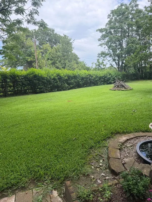 83 Bass Road, Pottsboro, TX 75076