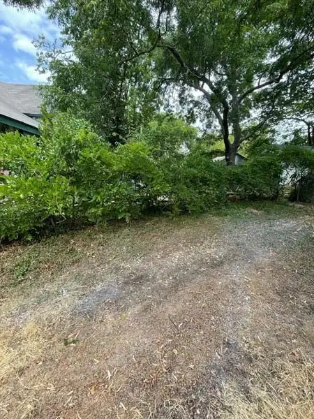700 N Dallas Street, Ennis, TX 75119 - #2