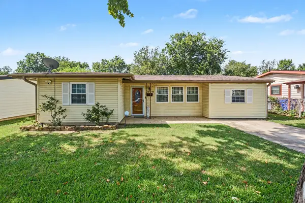 2520 Collingwood Drive, Farmers Branch, TX 75234
