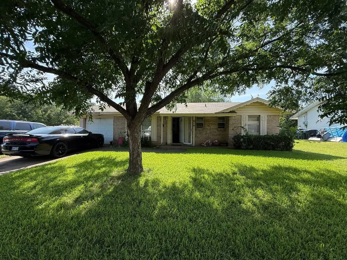 616 Stonewall Drive, Euless, TX 76039 - #1