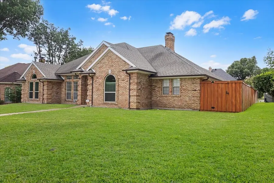 1520 Nettleton Drive, Desoto, TX 75115 - #3