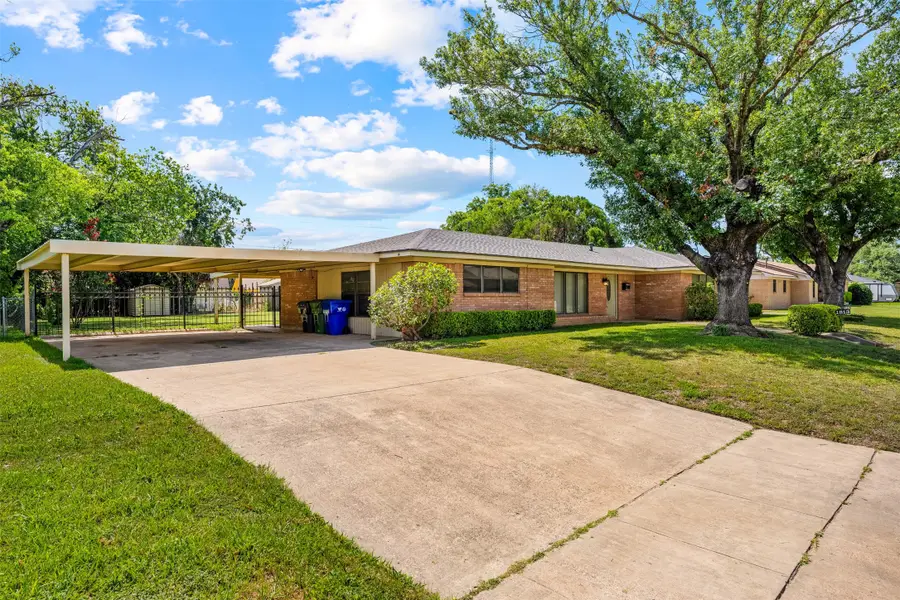 1813 King Cole Drive, Waco, TX 76705 - #2