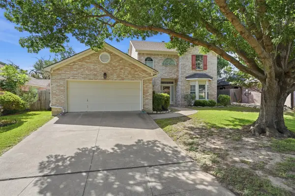 609 Carette Drive, Fort Worth, TX 76108
