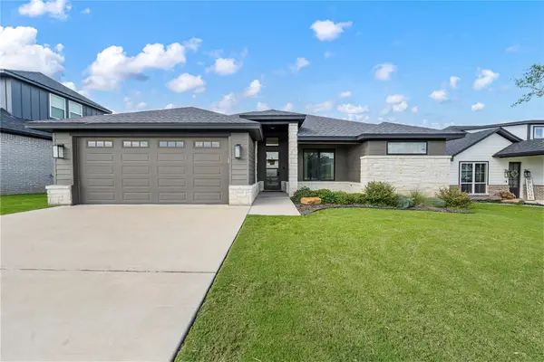 9925 Bridlewood Lane, Waco, TX 76708