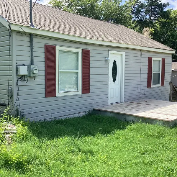 1506 S Travis Street, Denison, TX 75021