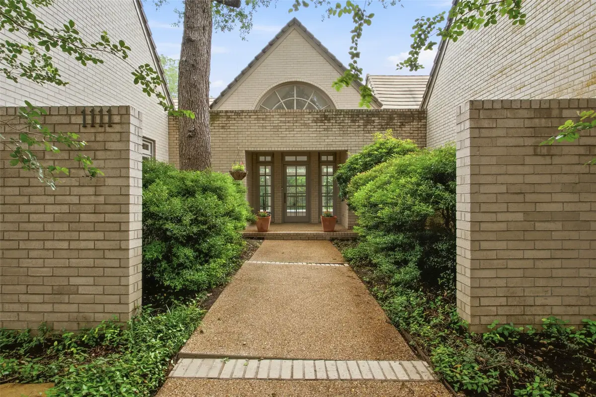 1111 Pebble Creek Road, Fort Worth, TX 76107 - #1