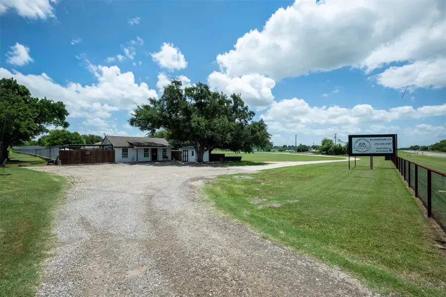 5327 Old Lorena Road, Lorena, TX 76655 - #3
