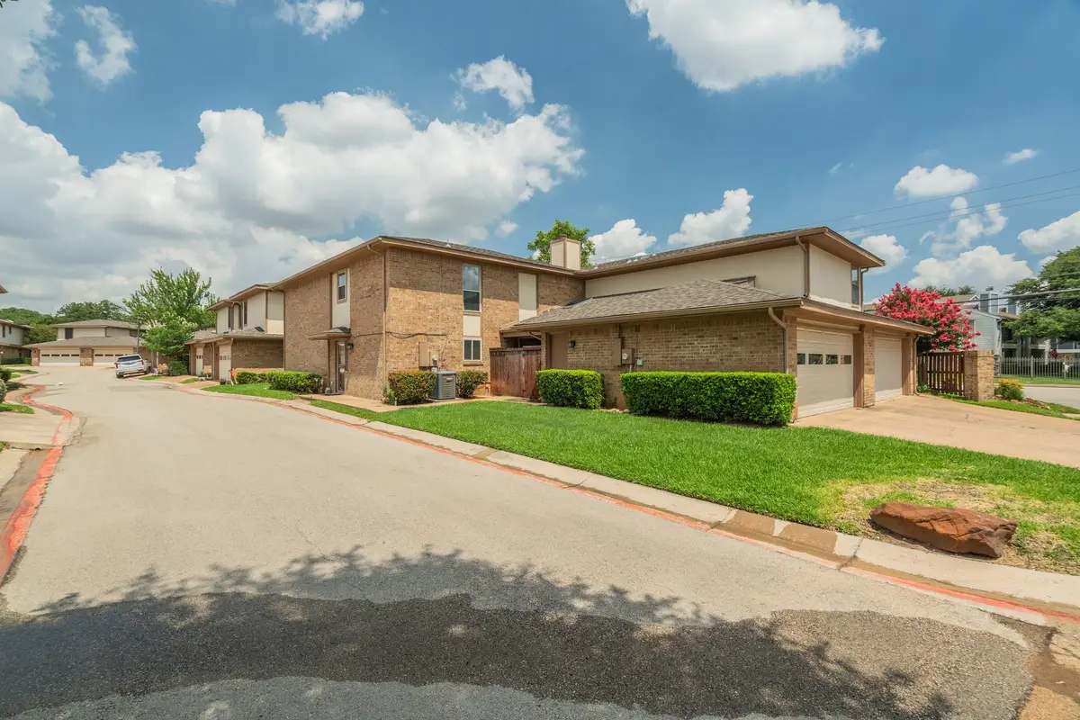 1 Rockwood Circle, Bedford, TX 76021 - #1