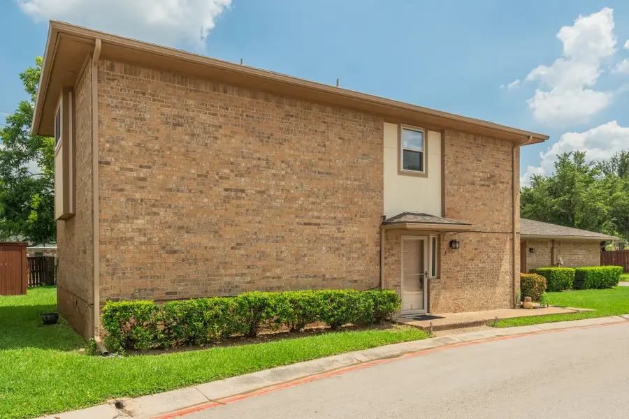 1 Rockwood Circle, Bedford, TX 76021 - #3