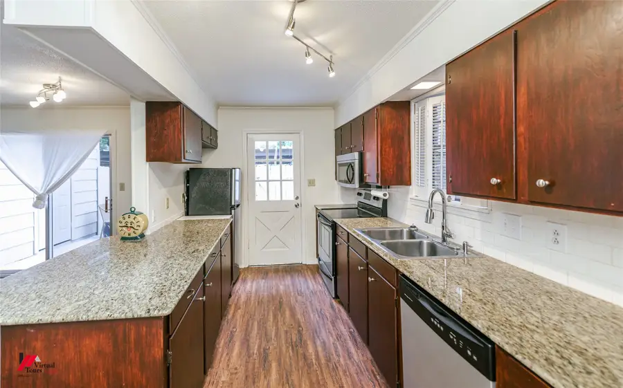 719 Edgemont Street, Shreveport, LA 71106 - #3