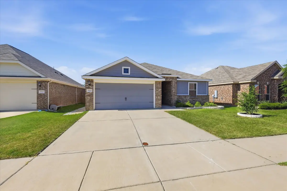 7533 Pleasant Oaks Street, Fort Worth, TX 76120 - #1