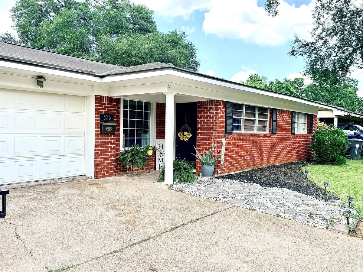 526 E Southfield Road, Shreveport, LA 71105 - #1