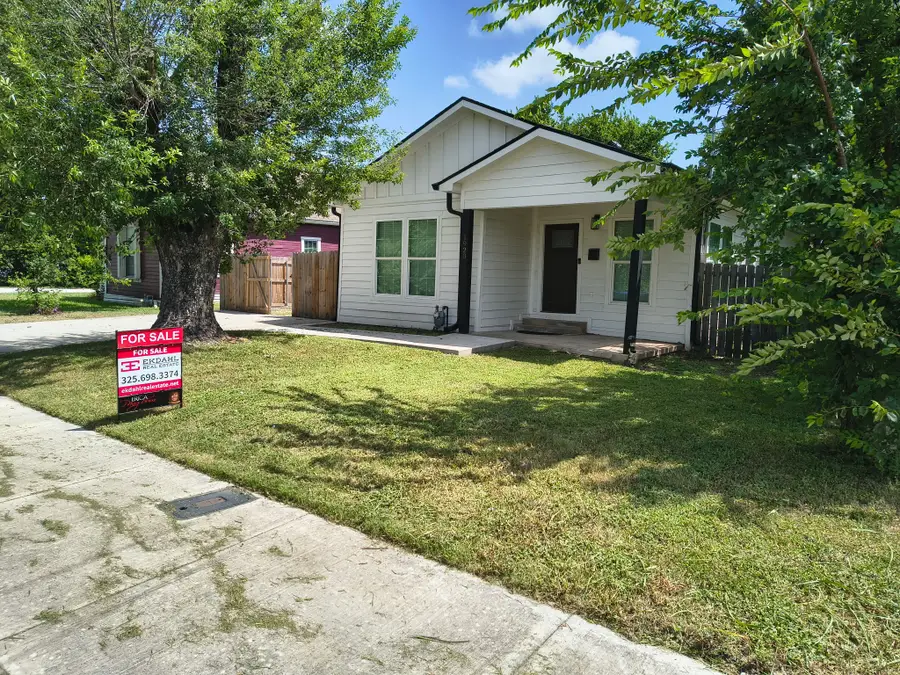 1920 S 18th Street, Waco, TX 76706 - #2