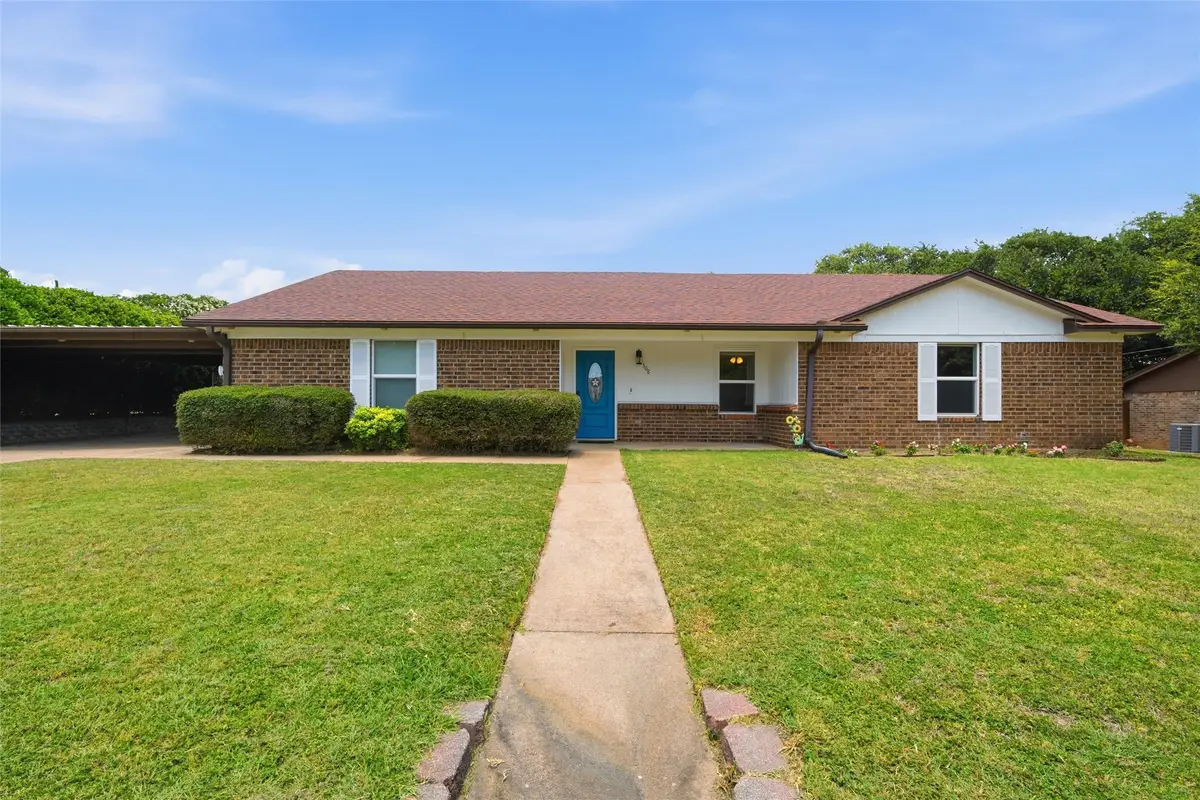 308 Oakwood Lane, Hewitt, TX 76643 - #1