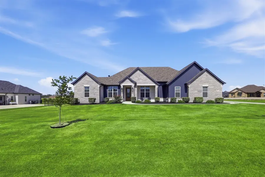 901 Medaris Way, Azle, TX 76020 - #2