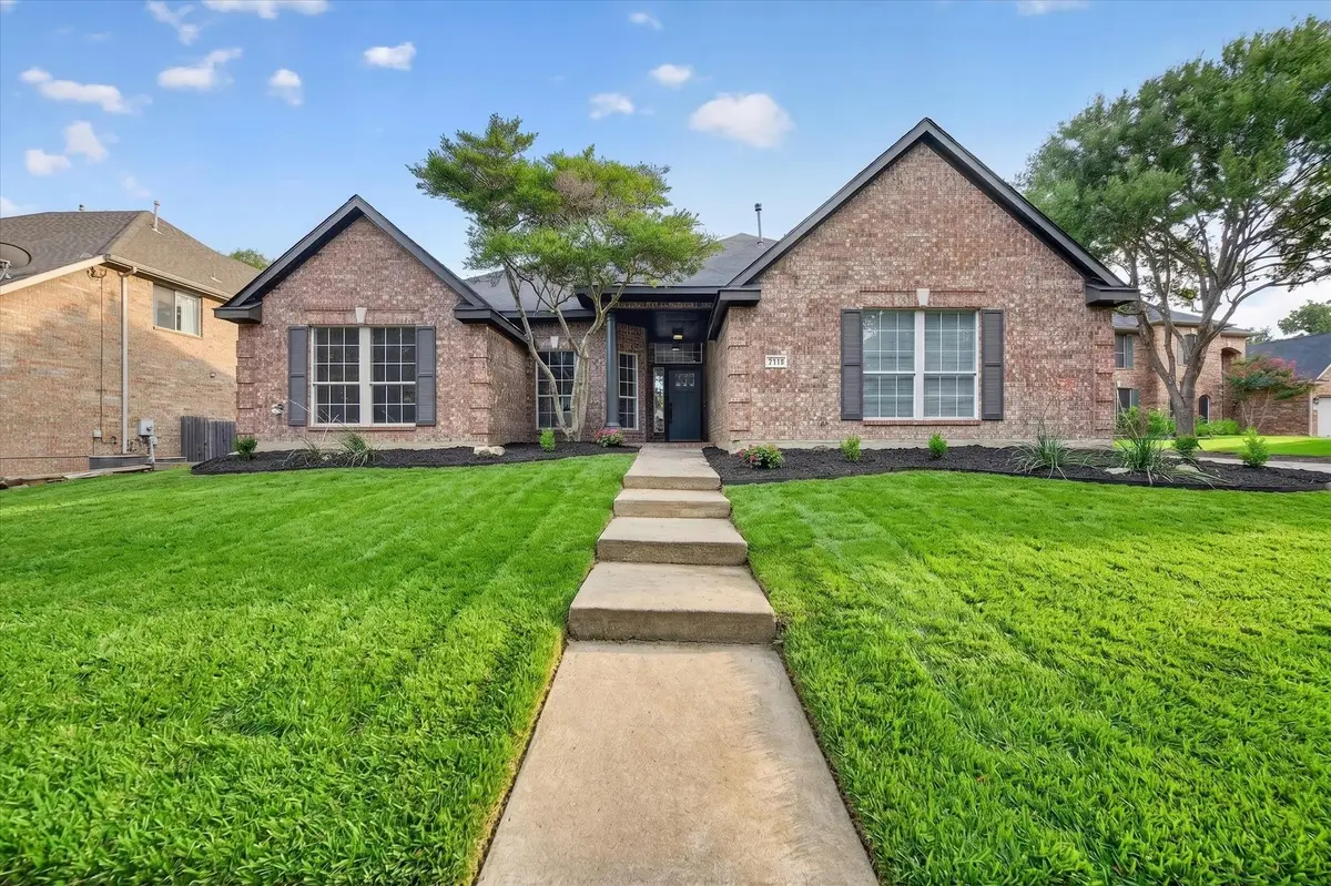 7915 Rogue River Trail, Fort Worth, TX 76137 - #1