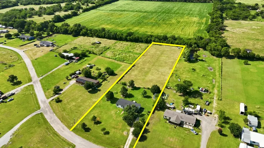 5894 Stone Creek Drive, Sanger, TX 76266 - #2