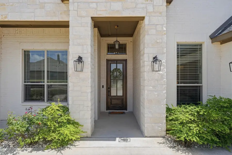 1525 Blue Lake Drive, Burleson Joshua, TX 76058 - #3