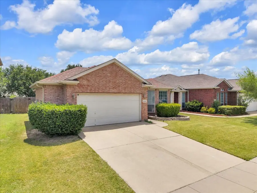 2632 Silver Hill Drive, Fort Worth, TX 76131 - #2