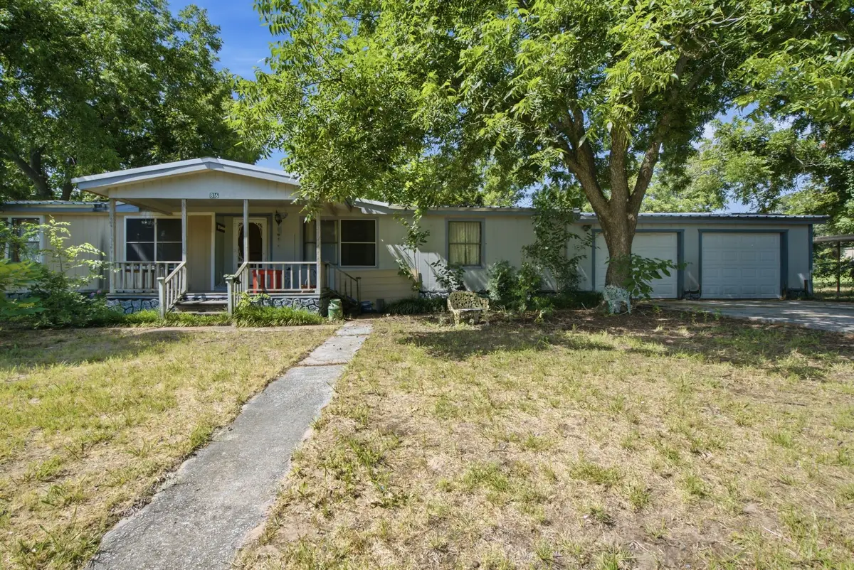816 W Ayers Avenue, De Leon, TX 76444 - #1