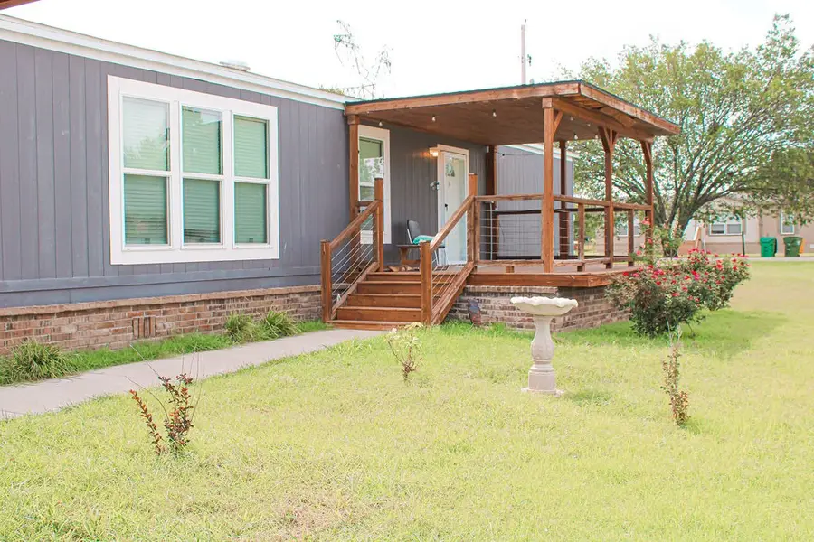 8529 Weems Estate Drive, Granbury, TX 76048 - #3