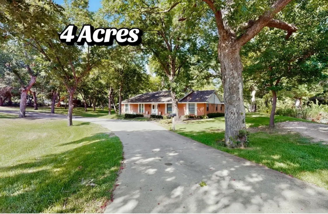 300 N Chattey Road, Desoto, TX 75115 - #1