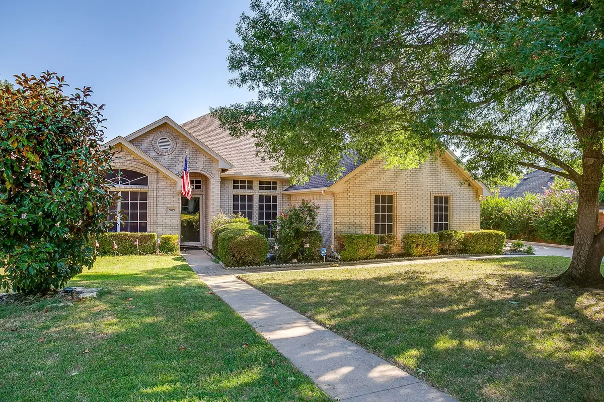 909 Overton Drive, Weatherford, TX 76086 - #1