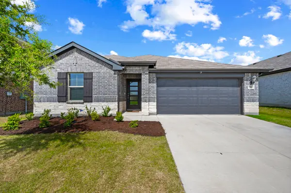 3020 Dixondale Drive, Fort Worth, TX 76108
