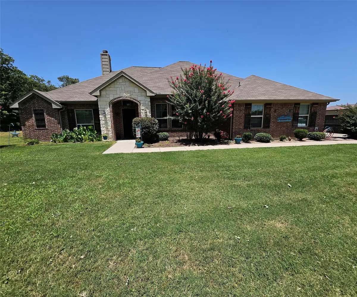 125 Brady Coleman Lane, Springtown, TX 76082 - #1