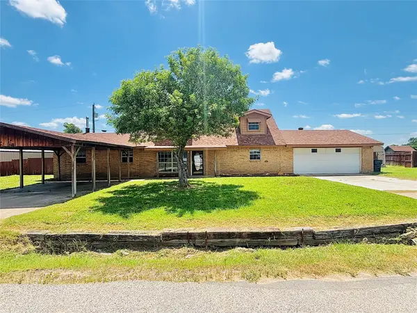 857 Apache Drive, De Leon, TX 76444