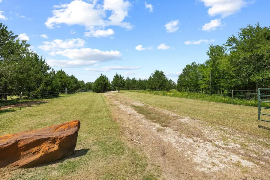 1445 Cedar Mills Road, Gordonville, TX 76245 - #3