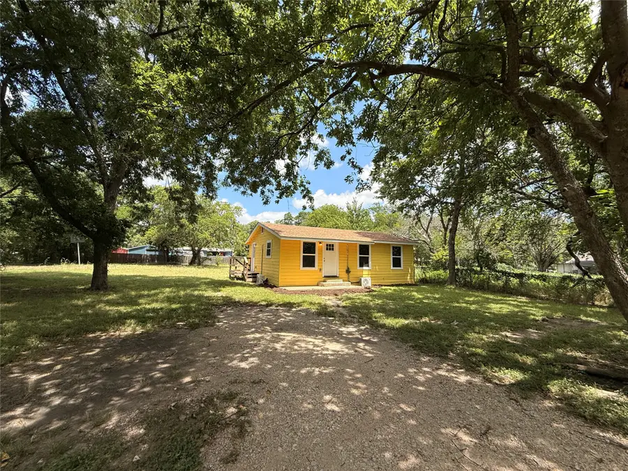 805 NE 3rd Street, Hubbard, TX 76648 - #3