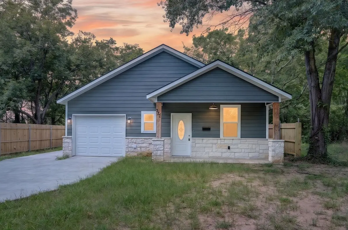 373 5th Street Nw, Paris, TX 75460 - #1